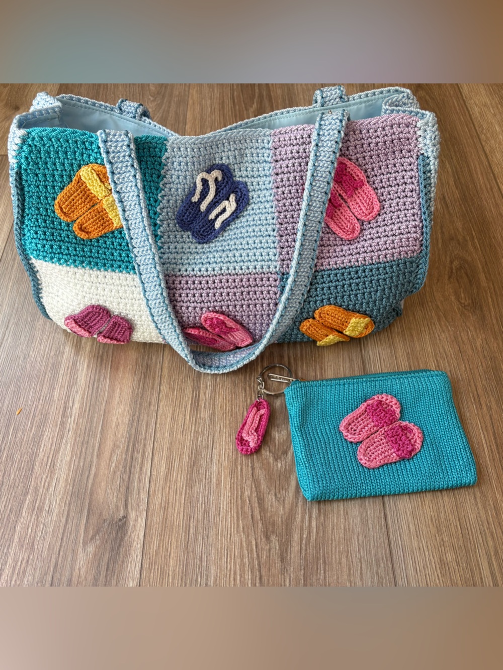 NWOT The Sak Vintage 90s 3d Crochet Patchwork Flip Flop Tote Bag & Pouch Set
